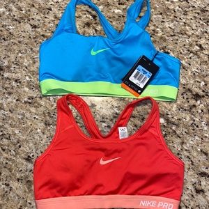Nike sports bras (2)